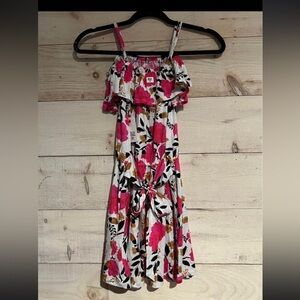 Brand new tags still on!! Size large 14/16 juniors dress